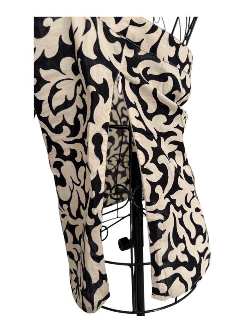 Ann Taylor Petites Halter Top 0P Black Cream Damask Baroque Print Tie Neck - Picture 11 of 13